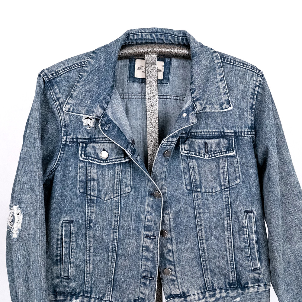 Ashley Vintage Charm Women's Denim Trucker Jacket Size 1X Classic Casual Western - Picture 2 of 7